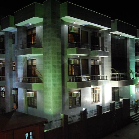 Hotel The Urmi Haridwār Exteriér fotografie