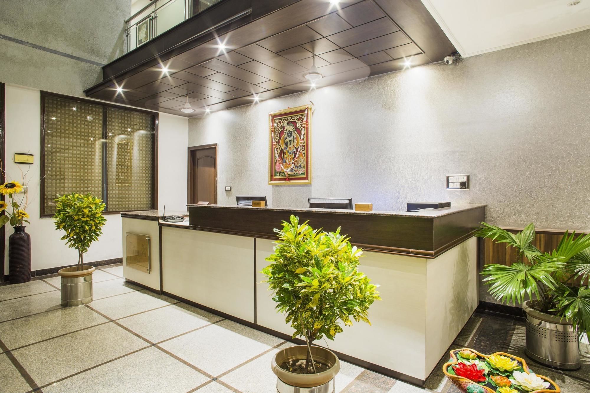 Hotel The Urmi Haridwār Exteriér fotografie